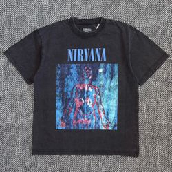 NIRVANA GRAPHIC TEE SIZE MEDIUM