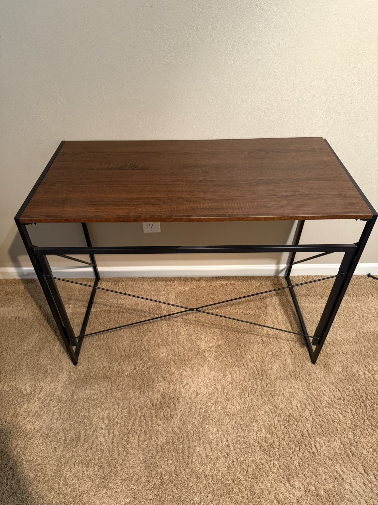 Desk/Computer table