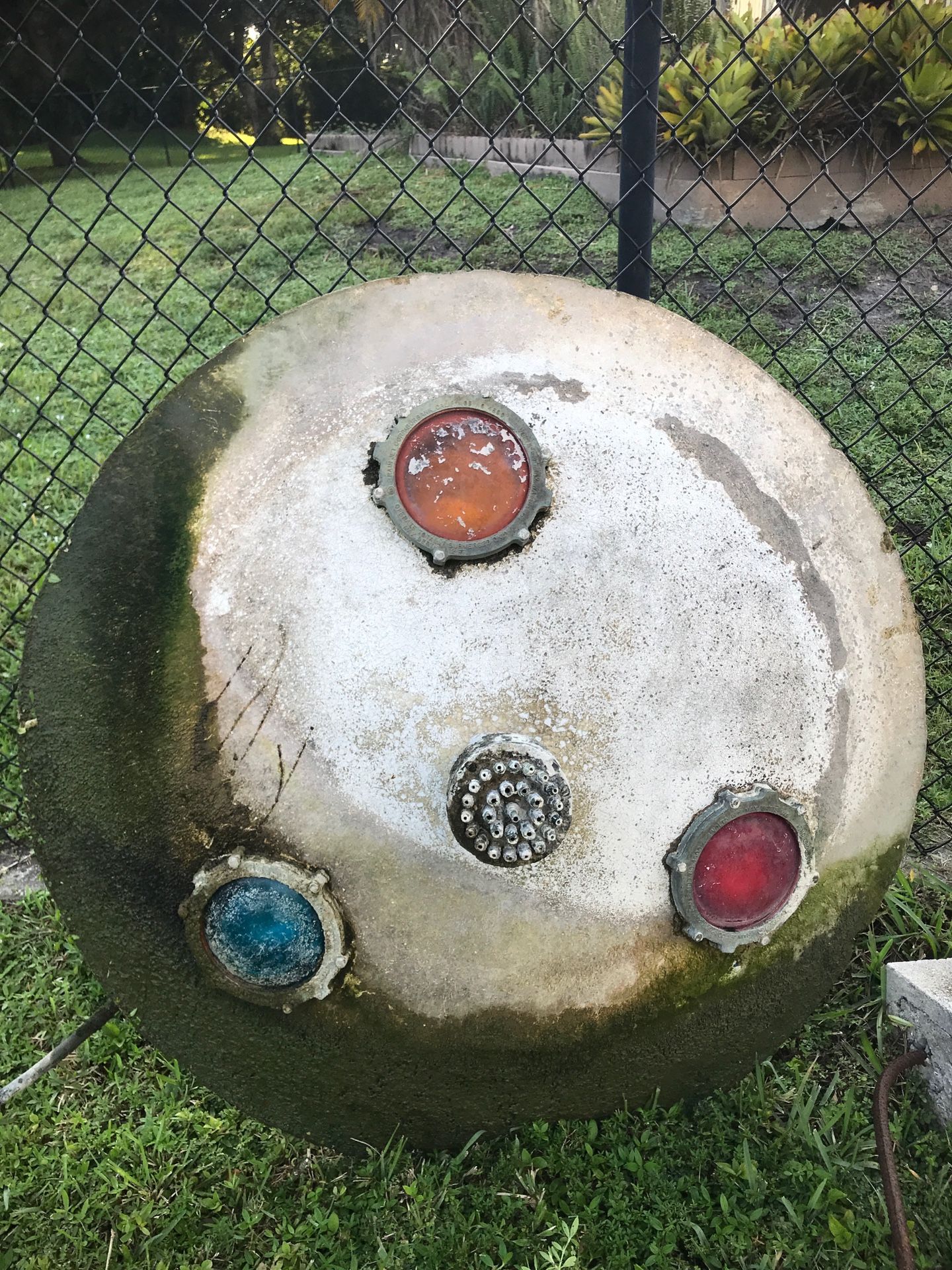 Industrial water fountain for pond