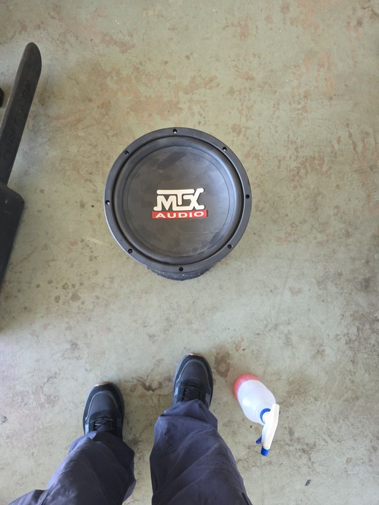 Subwoofer