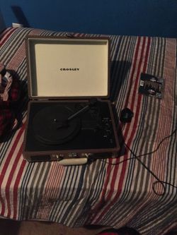Record player with Bluetooth