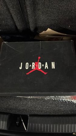 Air Jordan Sneaker Box