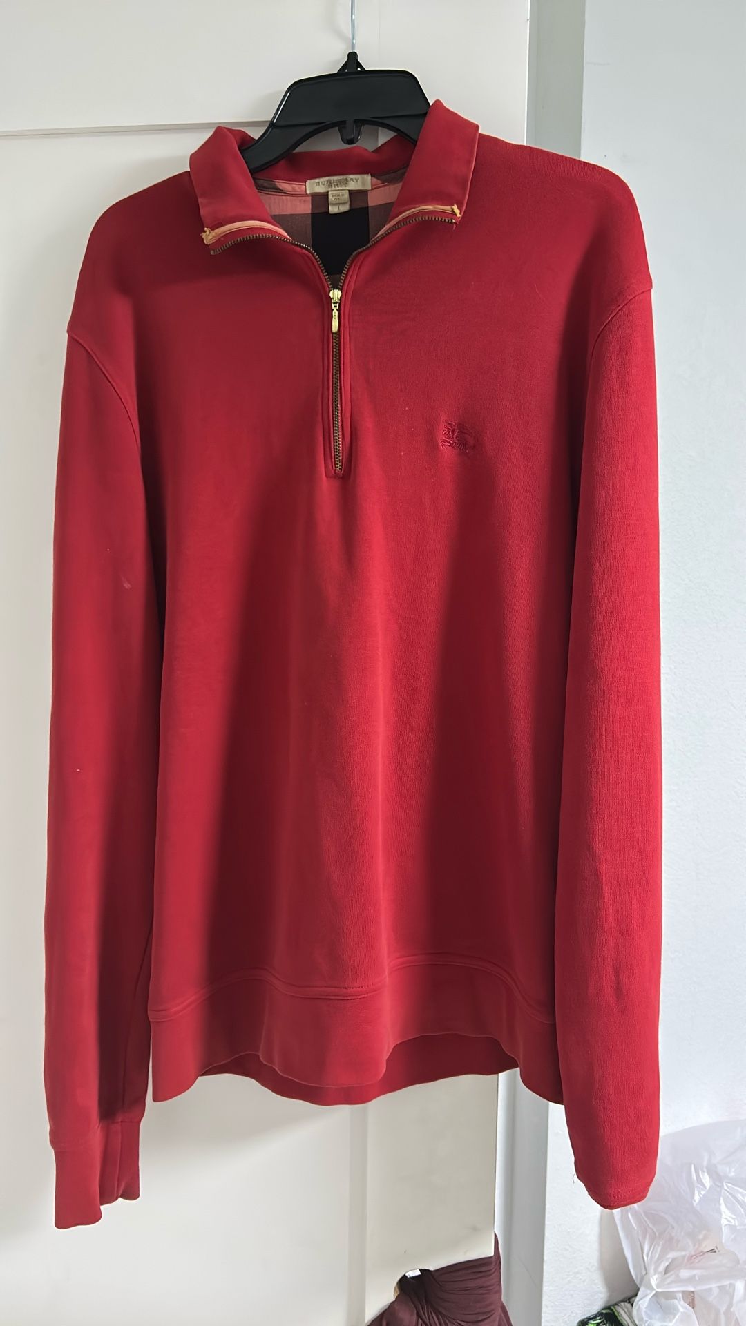 Burberry Sweater Need Gone