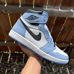Jordan 1 High University Blue (Size 6.5Y, 8, 10.5, 11)