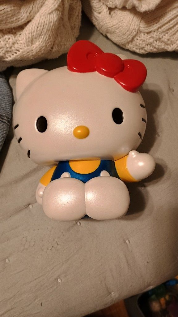 Hello Kitty Piggy Bank