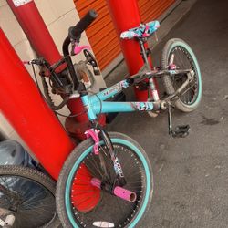 BMX BIKE 