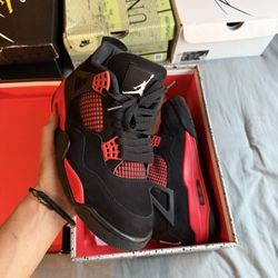 Jordan 4s “Red Thunders”