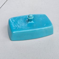 vintage Homer Laughlin Harlequin Turquoise Half Pound Covered Butter Dish lid