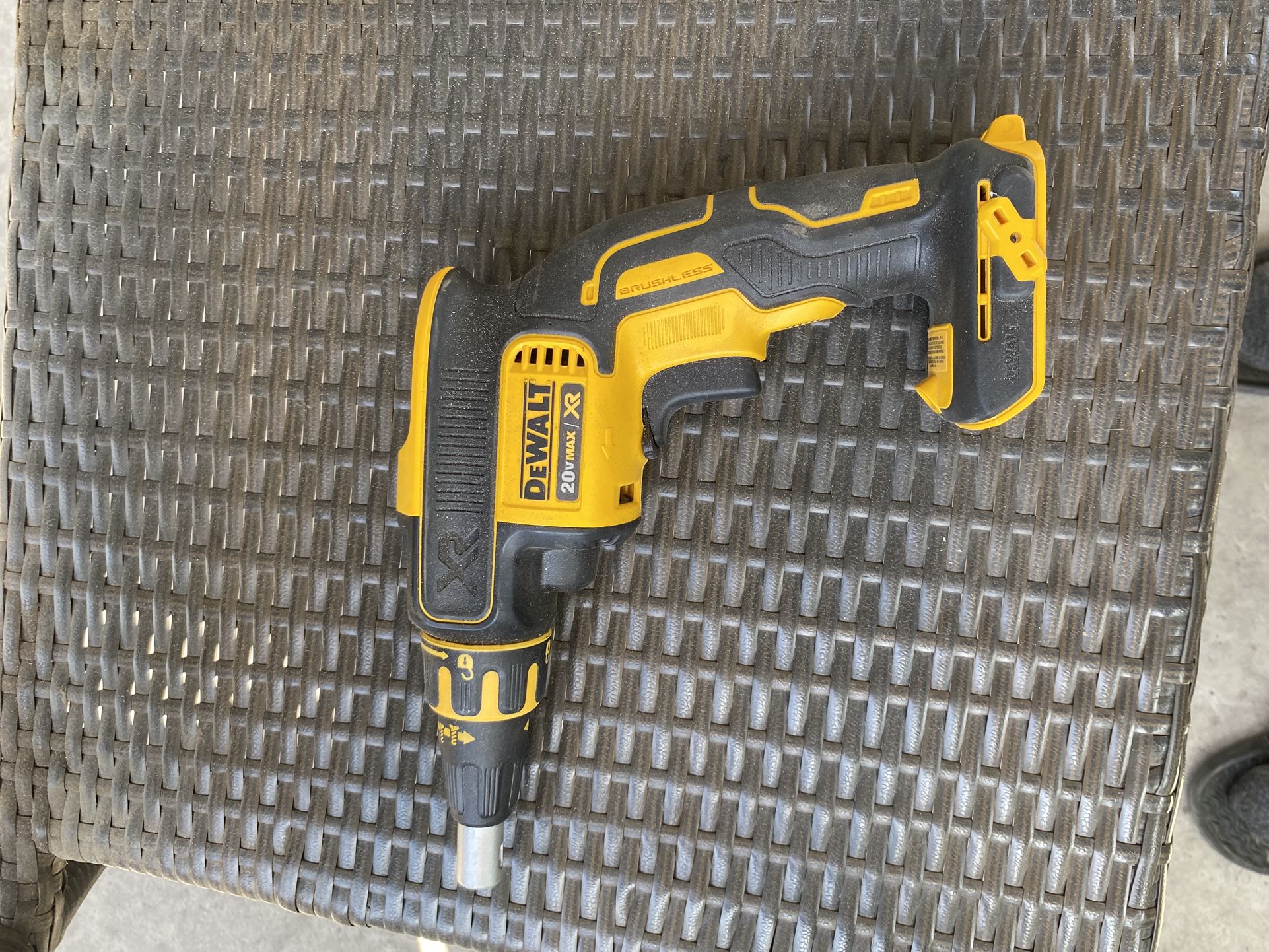 DeWALT Sheet Rock Gun