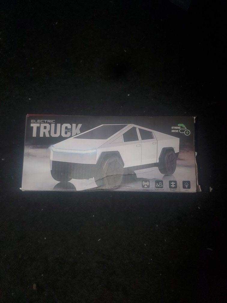 New Electric RC Truck - Cybertruck Style Remote Control Car (White)