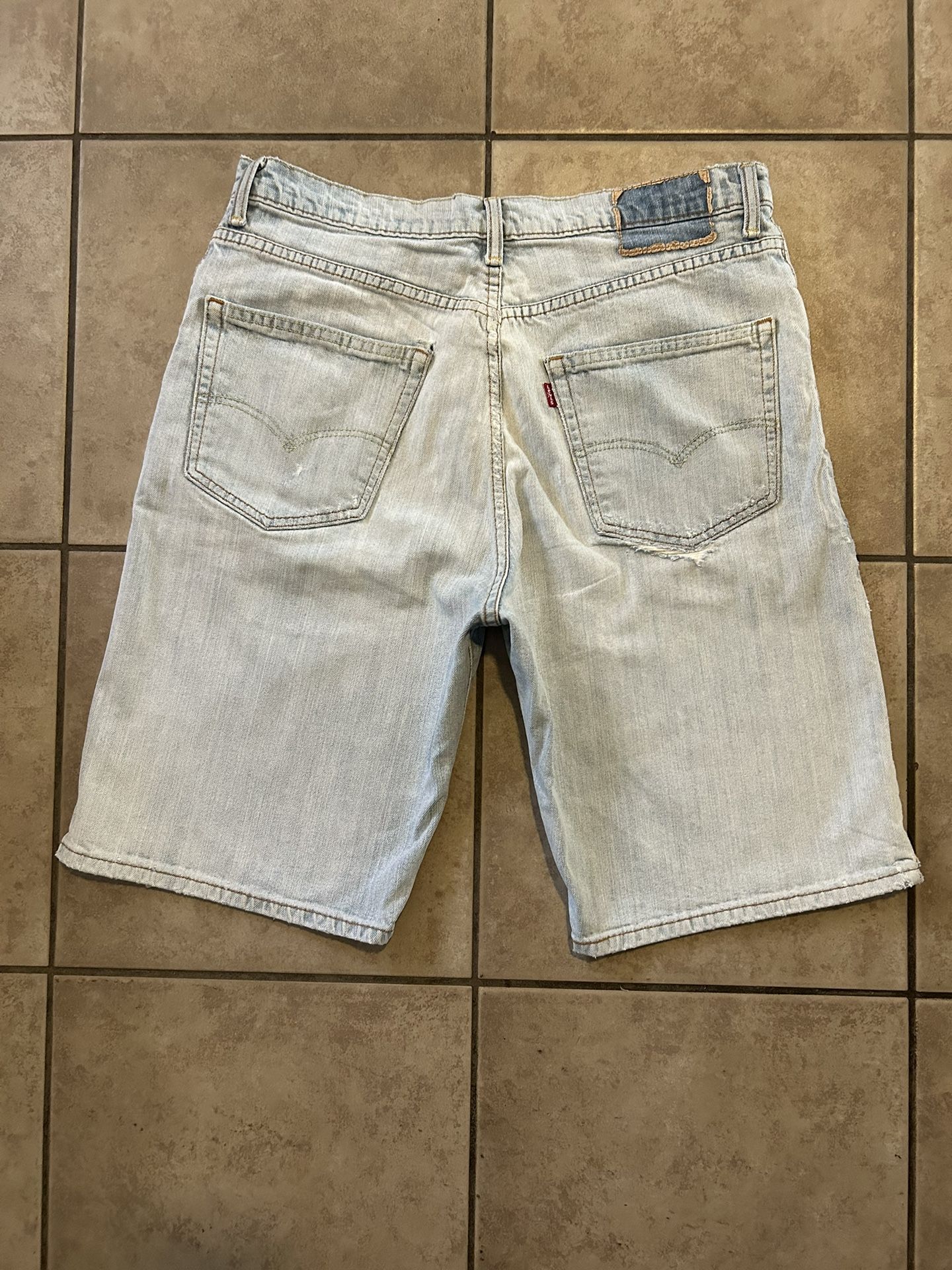 Levi’s Light Wash Denim Jean Shorts