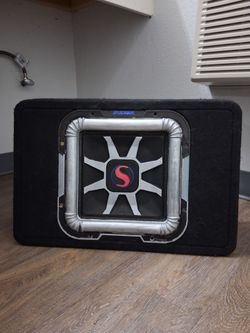 Kicker TL7 12 sub Wolfer dual 40 wired down to 2 o'load.