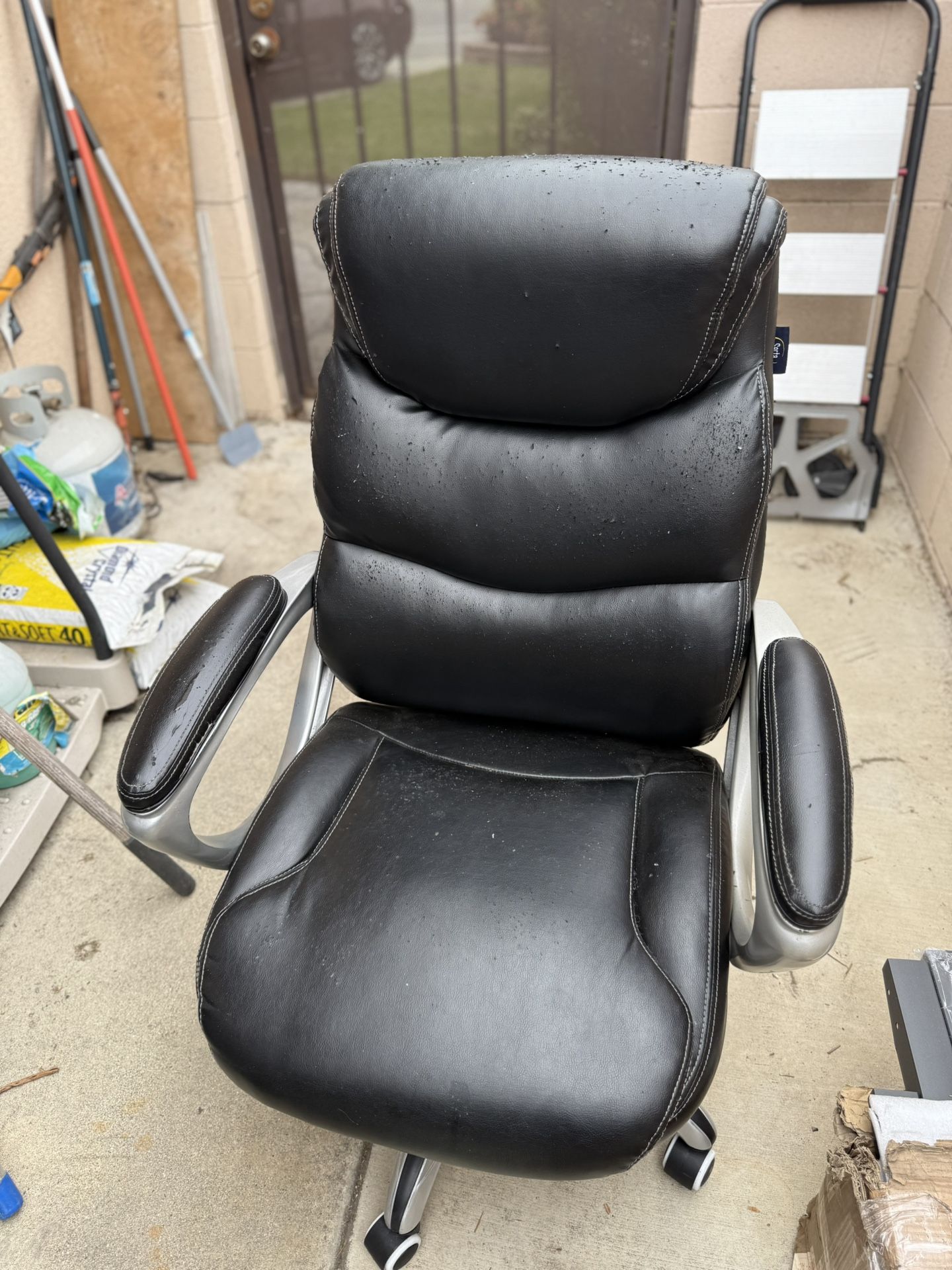 Office Chair Free