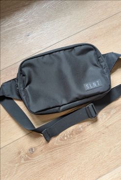 SLNT Faraday Sling Bag (Medium Plus) - Like New / Signal Blocking EDC
