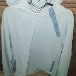 FIRM IN MERCED‼️WOMENS  HOLLISTER SIZE LARGE 