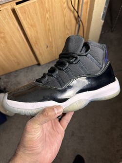 Space Jam Jordan 11