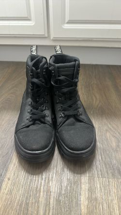 Size 8 doc martens black