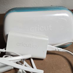 Cricut joy (new)