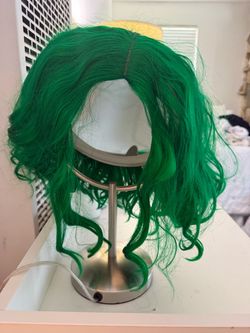 Green medium wig Halloween costume