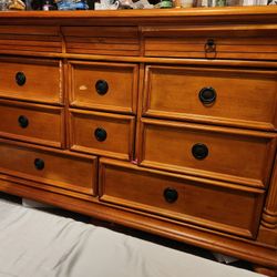 Free Dresser
