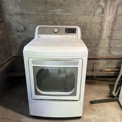 Like New LG Washer & Dryer Set – Clean & Ready