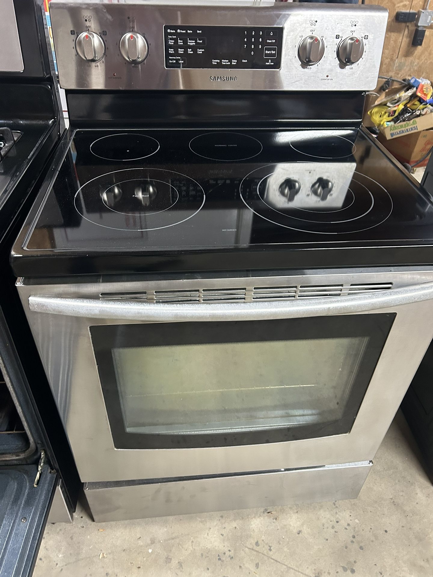 ELECTRIC STOVE