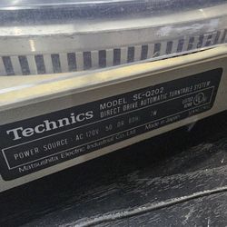 Technics turntable  partially working for repair arm doesn't return after playing