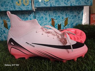 Womens soccer cleats us size 9