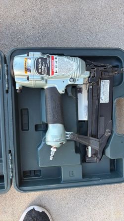 Hitachi 16 gauge straight finish nailer