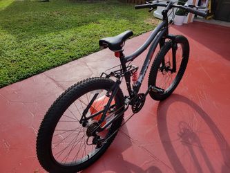 Ozone 500 Men s N275 27.5 in 21 Speed Full Suspension Mountain Bike. for Sale in Pompano Beach FL OfferUp