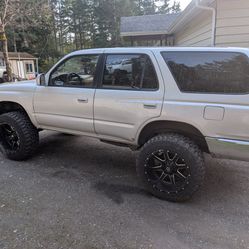 1997 Toyota 4Runner 3.4 auto a/c blows cold