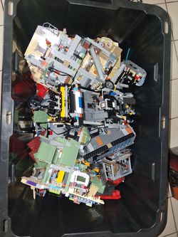 not real Lego - 50000 pieces