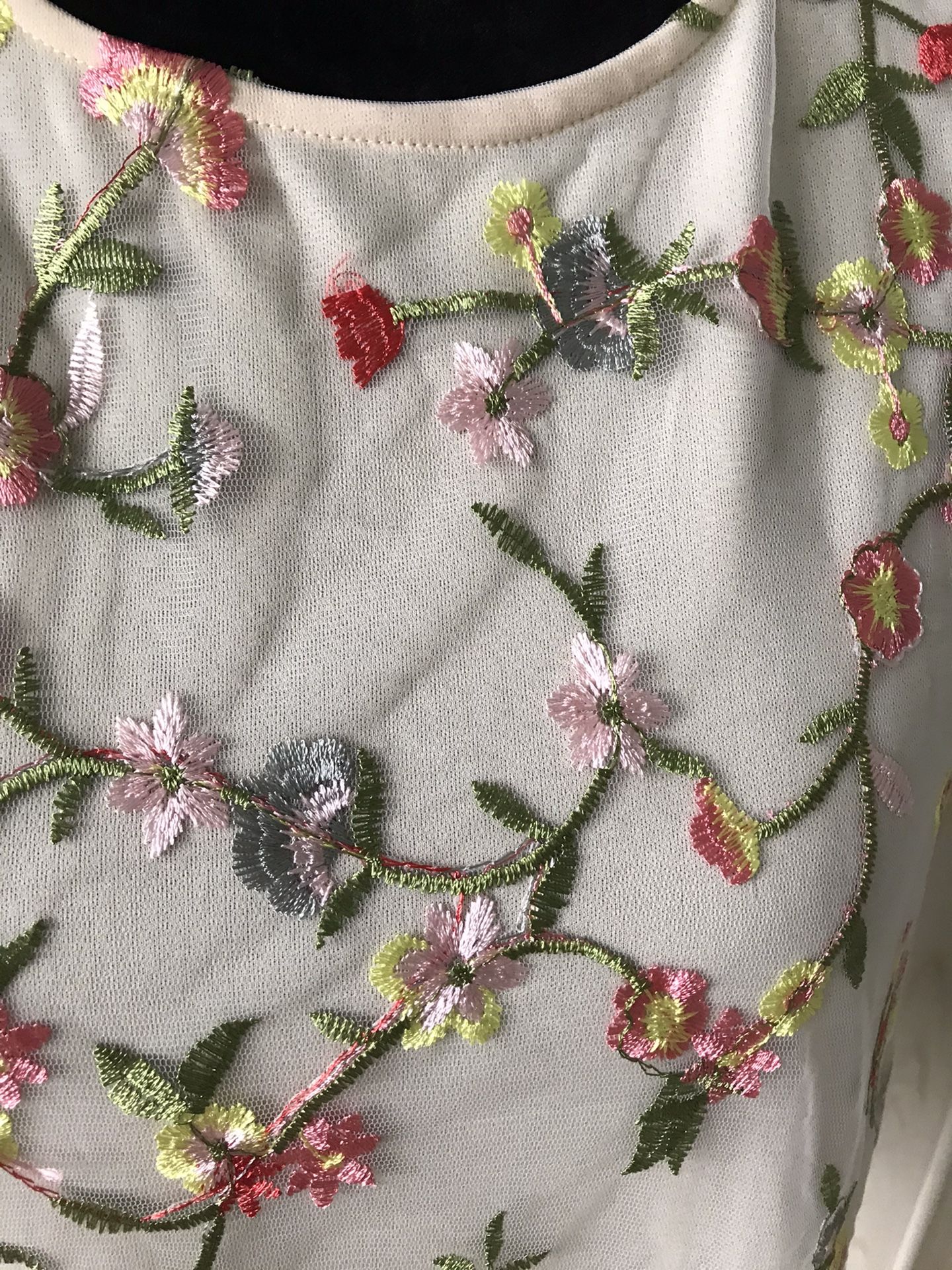 THE CLOTHING COMPANY BLOUSE SIZE M