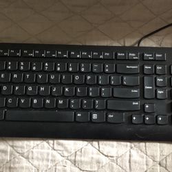 Lenovo Wired Keyboard. - Low profile keys