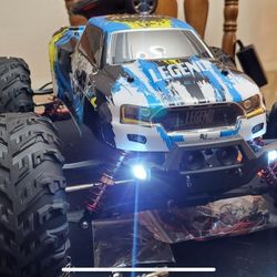 Brand New Unstoppable Extremely Powerful N Very Big 1:10 Scale Monster Truck!!!