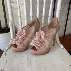 Chinese Laundry Fashion Heels Size 8 