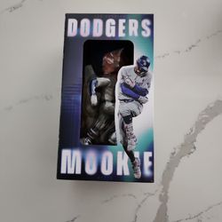 Mookie Betts Bobblehead 2025 Dodgers Unopened