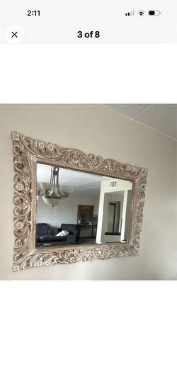 Wall mirror