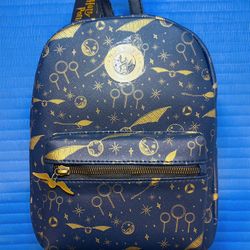Bioworld Harry Potter Quidditch Blue and Goldo Mini Backpack - NWT  