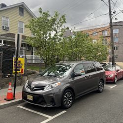 2019 Toyota Sienna
