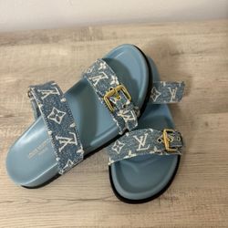 Women’s Sandals