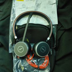 Jabra Evolve 40 Professional Wired Headset, Stereo, UC-Optimized 

