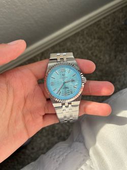 Mens Luxury Watch Luminous Quartz  Stainless Steel Bracelet With Date Function (Brand New)