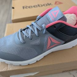 Girls Reebok Shoes - Size US 5 - NEW