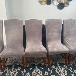 260)$ Moving 2rug For 200$ 1 New Rug For 100$ 8by10