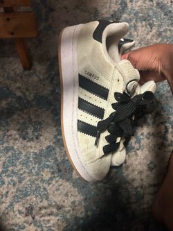 Adidas campus