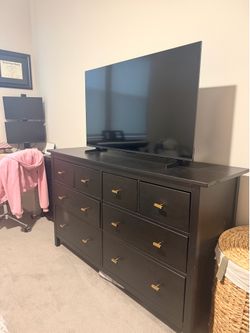 Black Dresser