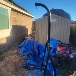 Everlast punching bag stand