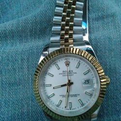 Rolex D37918 With The Band CL57220