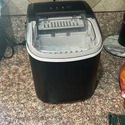 Ice Maker 